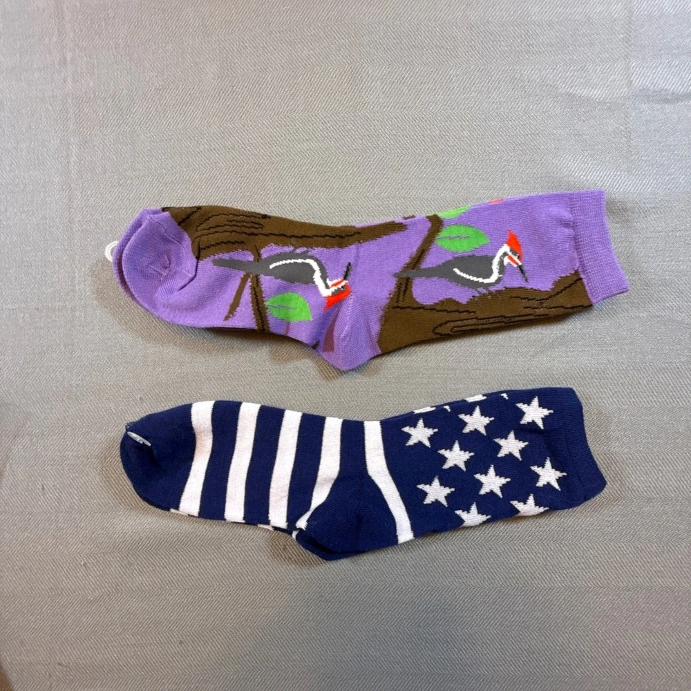 Foozys Novelty Crew Socks Woodpecker Bird Purple & American Flag Stars 2pk